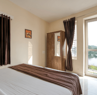 studio room for rent near me